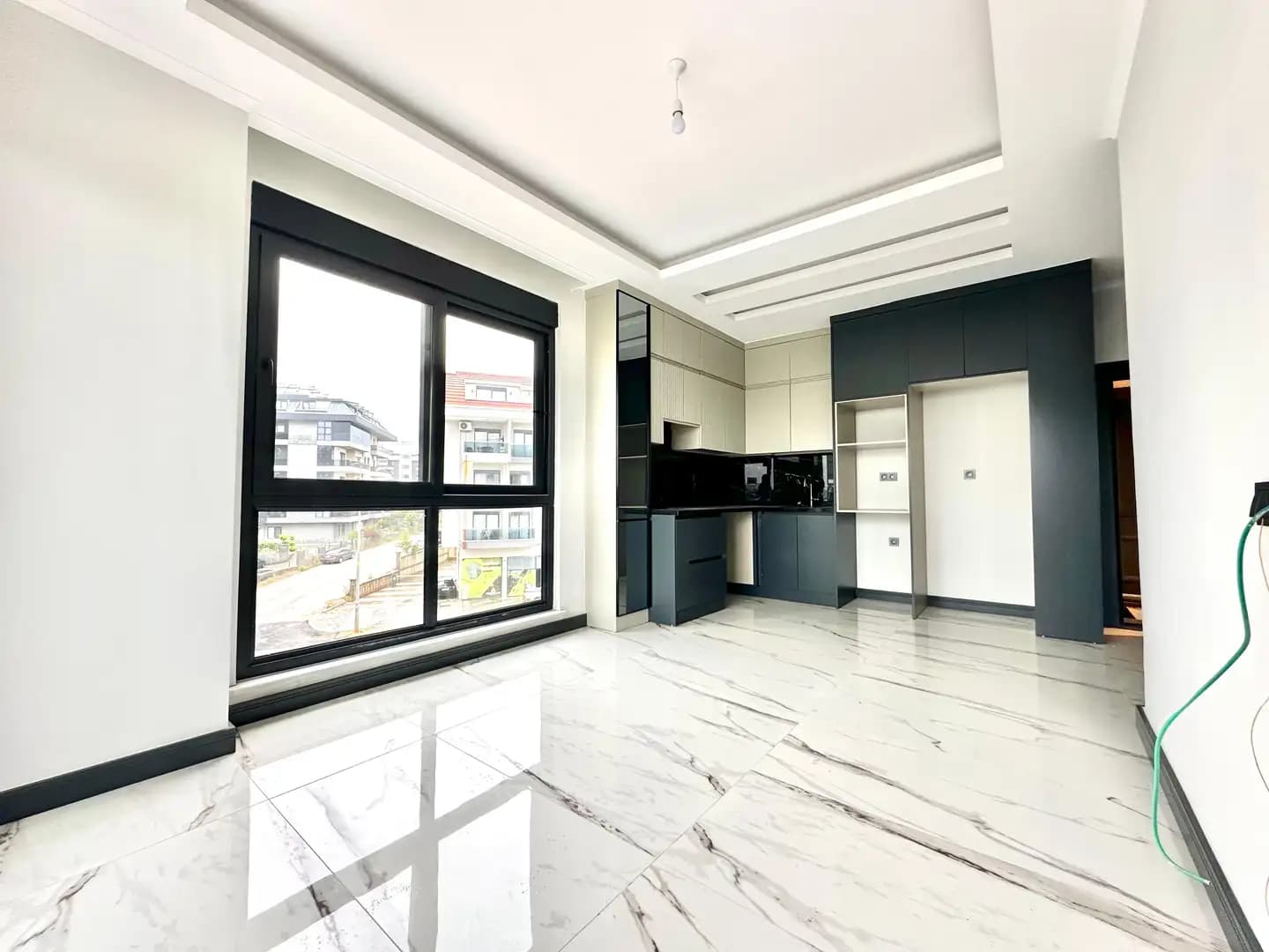 Oba'da Site İçerisinde Satılık Lüks 1+1 Daire - Görsel 4