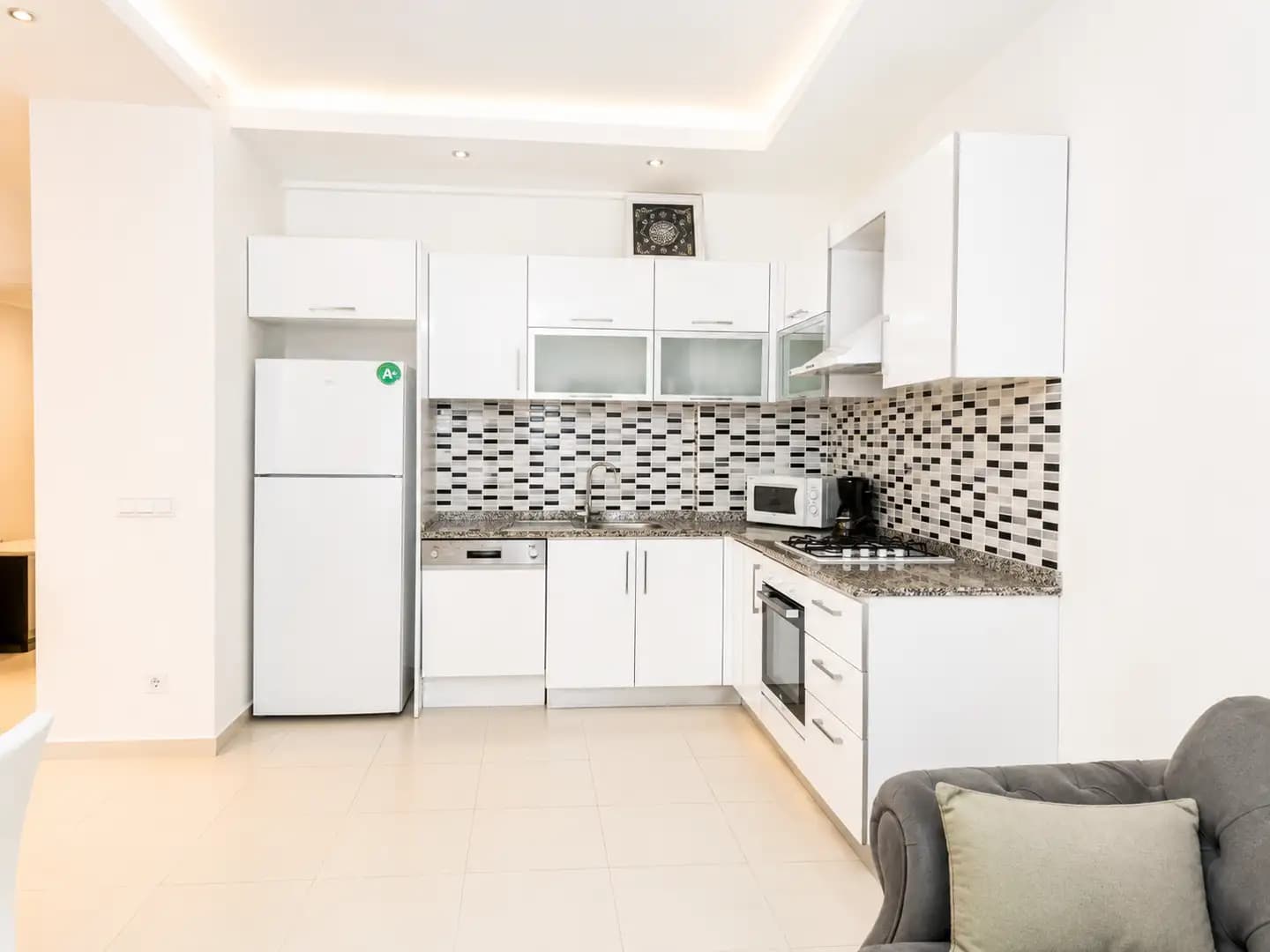 Avsallar'da Denize Yakın Sosyal Aktiviteli Site'de Satılık 1+1 Daire - Görsel 1